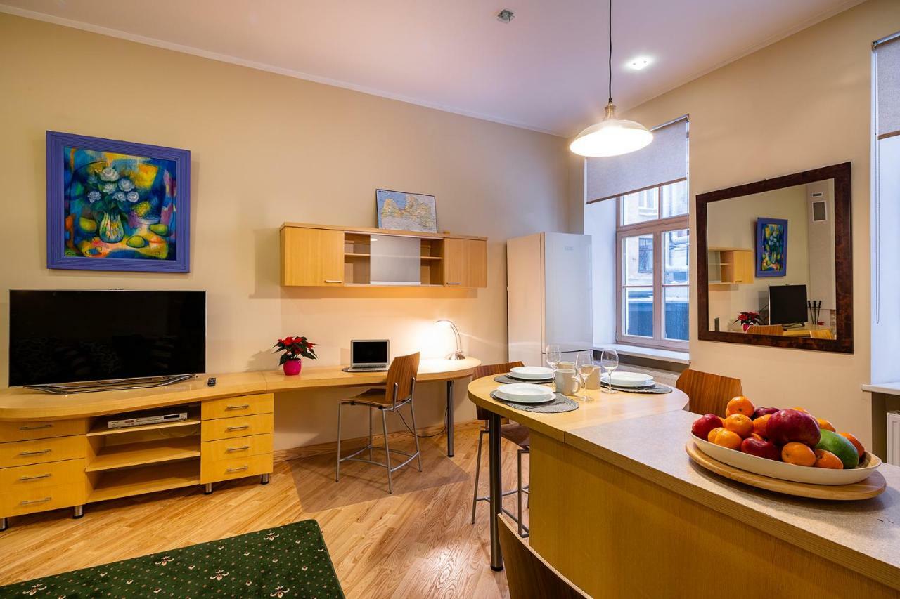 Kalnina Quiet Apartment In City Center 里加 外观 照片